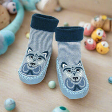 Load image into Gallery viewer, Baby Booties - Wolf