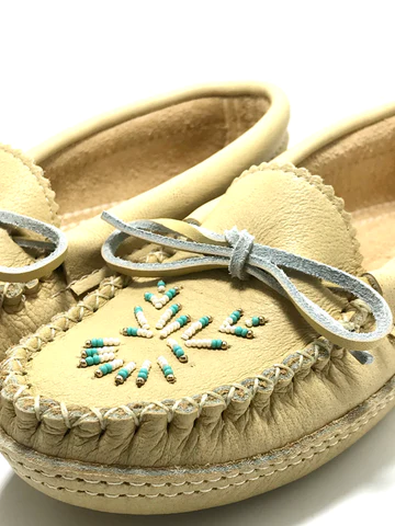3 Reasons to Consider Women’s Canadian Moccasins