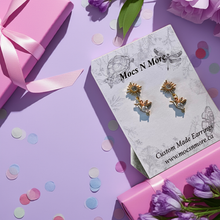 Load image into Gallery viewer, Mocs N More Earrings - Hummingbird Sun