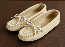 Load image into Gallery viewer, Indigenous Handmade Moose Hide Moccasins - Ladies Beaded