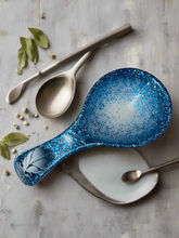 Load image into Gallery viewer, Blue Pearl Feather Spoon Rests