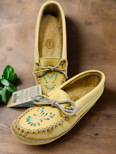 Ladies Beaded Smooth Moose Hide Moccasins