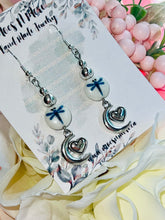 Load image into Gallery viewer, Mocs N More Earrings -Dragonfly