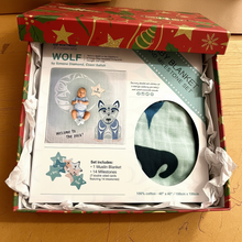 Load image into Gallery viewer, Baby Blanket &amp; Milestone Set - Wolf