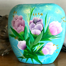 Load image into Gallery viewer, Decorative Ceramic Vase  - Gentle Beauty