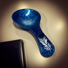 Load image into Gallery viewer, Blue Pearl Feather Spoon Rests