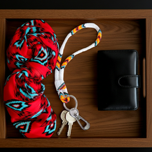 Load image into Gallery viewer, New Beaded Wrist Lanyard - White