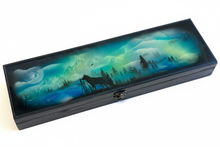 Load image into Gallery viewer, Aurora Wolf Keeper - Detail Shot