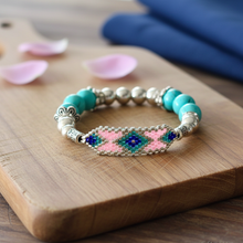 Load image into Gallery viewer, Beaded turquoise bracelet - variation 2