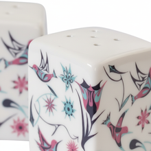 Load image into Gallery viewer, Close-up detail of Hummingbirds design