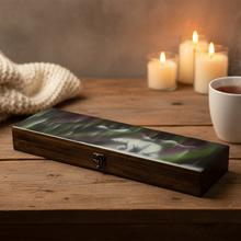 Load image into Gallery viewer, Cozy rustic lifestyle