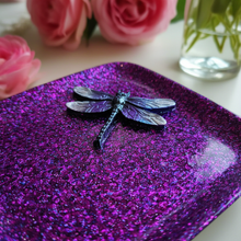 Load image into Gallery viewer, Dragonfly detail close-up