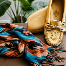 Load image into Gallery viewer, Indigenous Handmade Moose Hide Moccasins - Ladies Beaded
