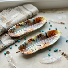 Load image into Gallery viewer, Feather Dishes - Bright Lifestyle