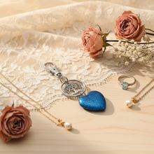 Load image into Gallery viewer, Feminine lifestyle shot