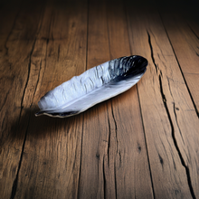 Load image into Gallery viewer, Eagle Feather Tray