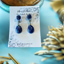 Load image into Gallery viewer, Mocs N More Earrings - A Little Bit of Sparkle