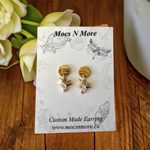 Load image into Gallery viewer, Mocs N More Earrings - Lucky Hummingbird