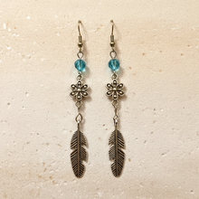 Load image into Gallery viewer, Minimalist shot with gradient background