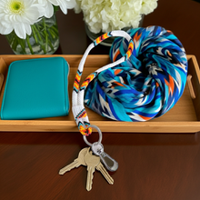 Load image into Gallery viewer, New Beaded Wrist Lanyard - White